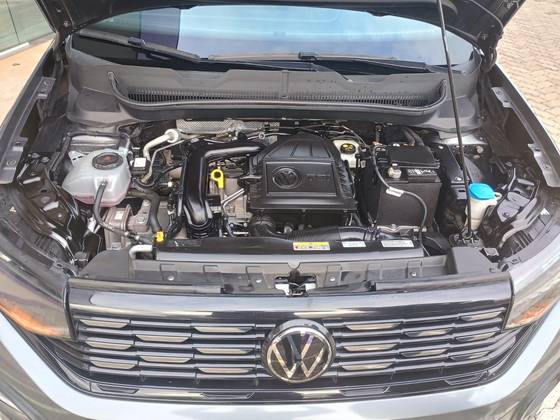 VOLKSWAGEN T-CROSS 1.0 200 TSI TOTAL FLEX COMFORTLINE AUTOMÁTICO